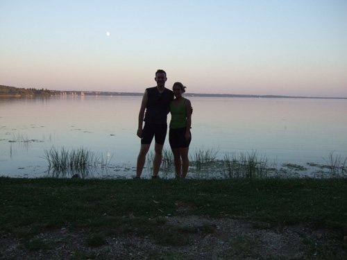 Der Balatonsee! Schnell machen wir im letzten Licht noch ein Beweisfoto