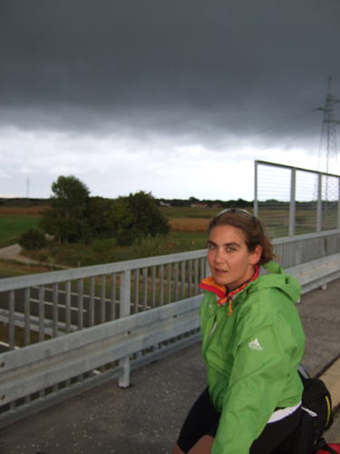 DSCF4985 Schön, wenn man eine gute Regenjacke hat!